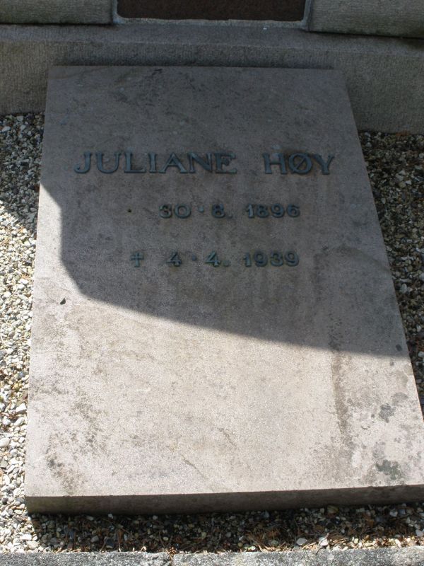 Juliane Hoey.JPG